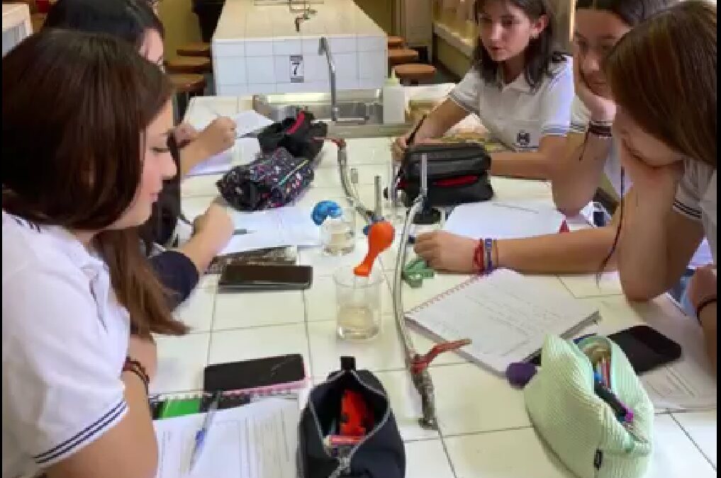 La aventura de descubrir y aprender .. laboratorio de ciencias.