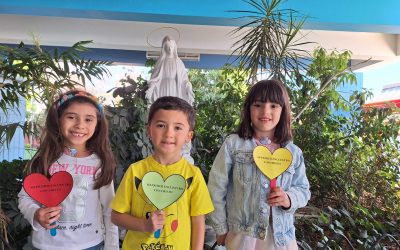 Mi primer Encuentro con Cristo: Los niños y niñas de Kínder, vivieron la hermosa experiencia de su primer Encuentro con Cristo