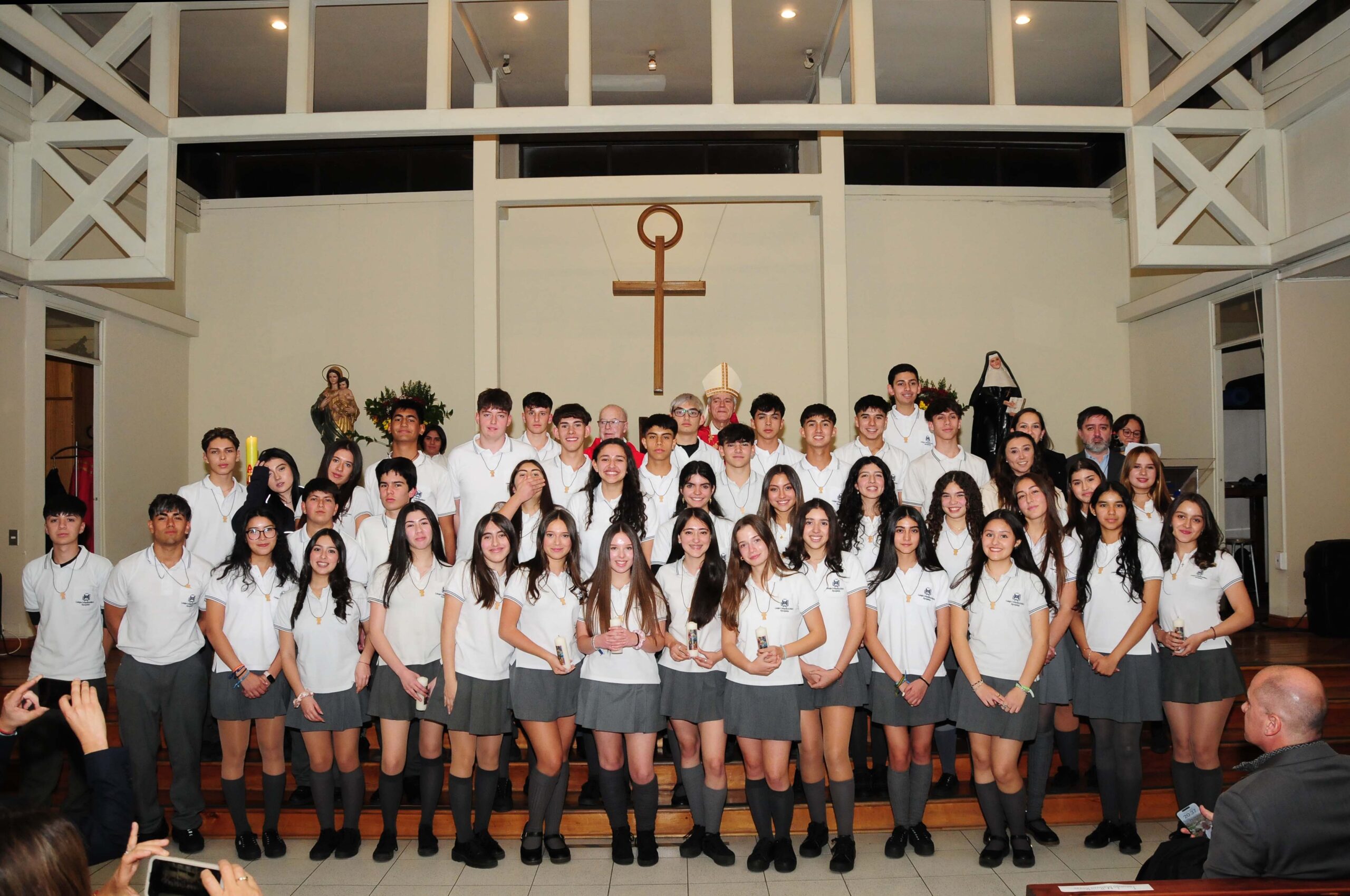 Confirmaciones 2025: jóvenes que renuevan su fe y compromiso