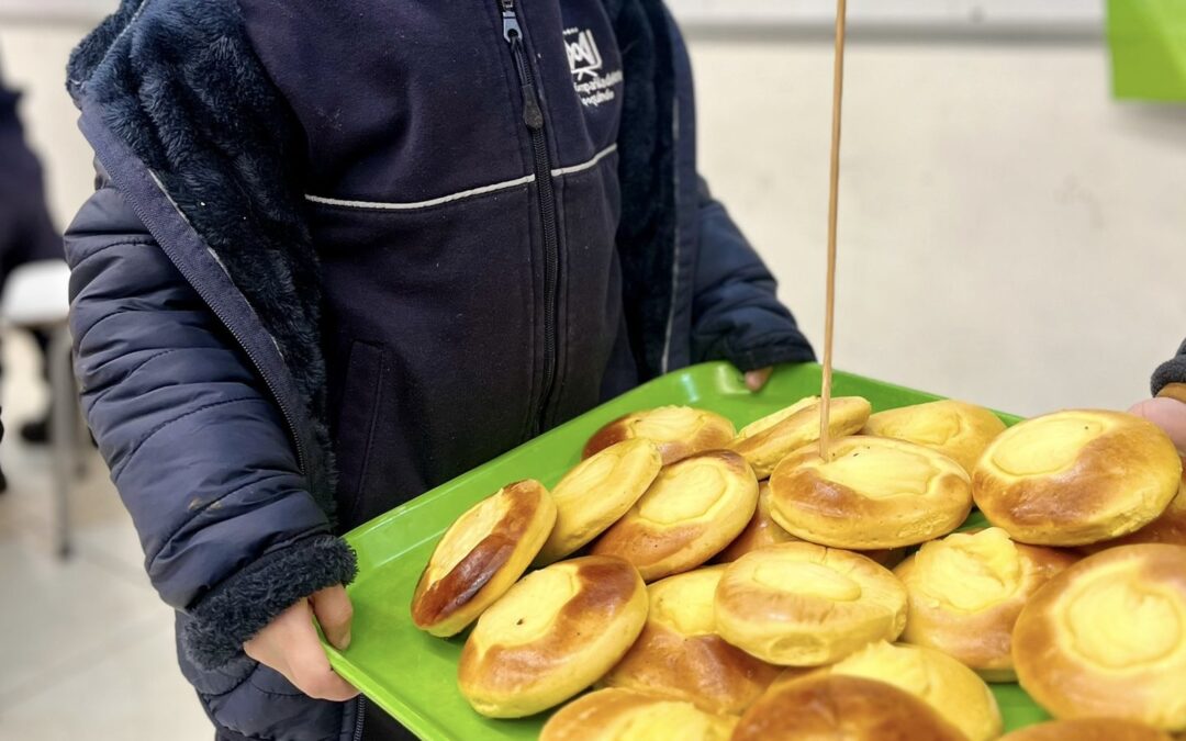 Un dulce legado: Compartimos el tradicional pan de huevo en comunidad