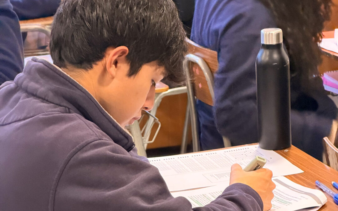 ¡Gran paso al futuro! Estudiantes de 3° y 4° medio rinden ensayo PAES