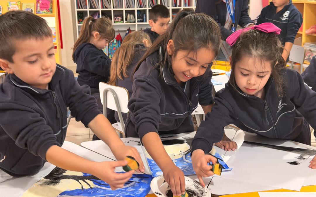 Pequeños artistas reinterpretan el invierno: estudiantes de preescolar transforman obras de arte