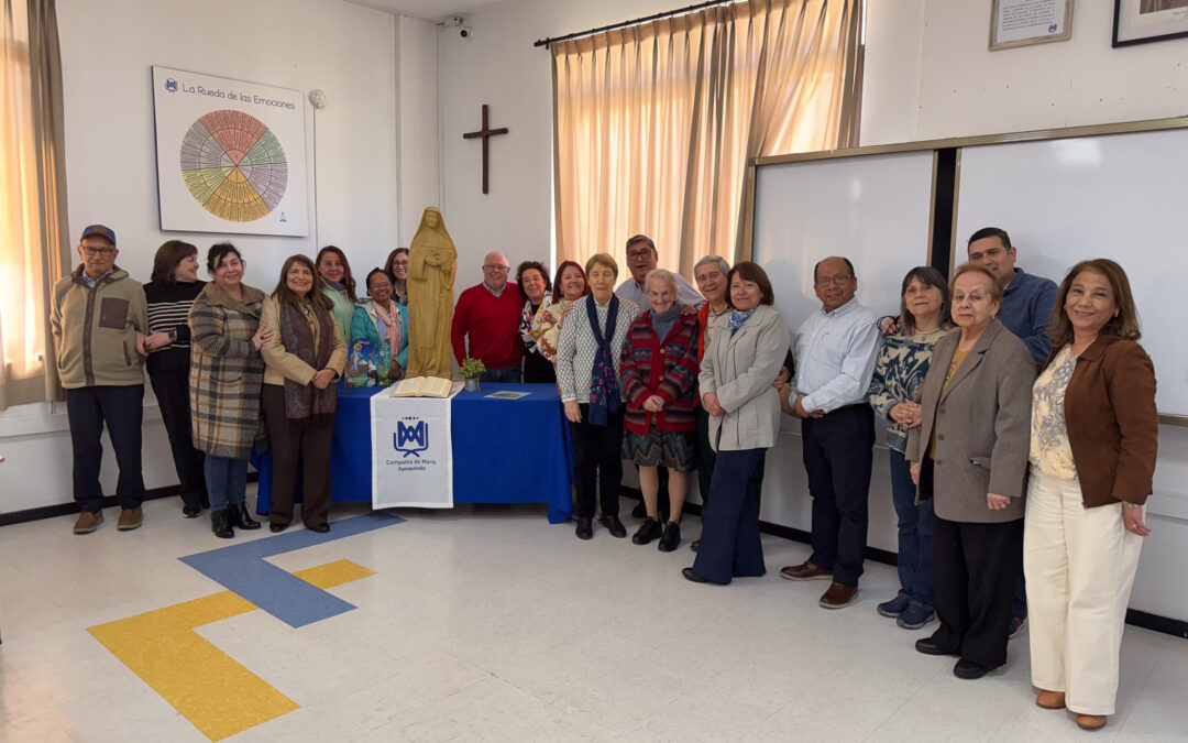 Comunidad de la Red Laical reflexionó sobre Inteligencia Artificial y Fe en nuestro Colegio