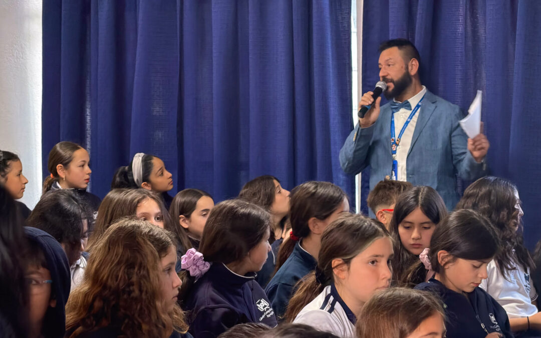 Estudiantes de 5° básico participan en jornada de orientación sobre la pubertad